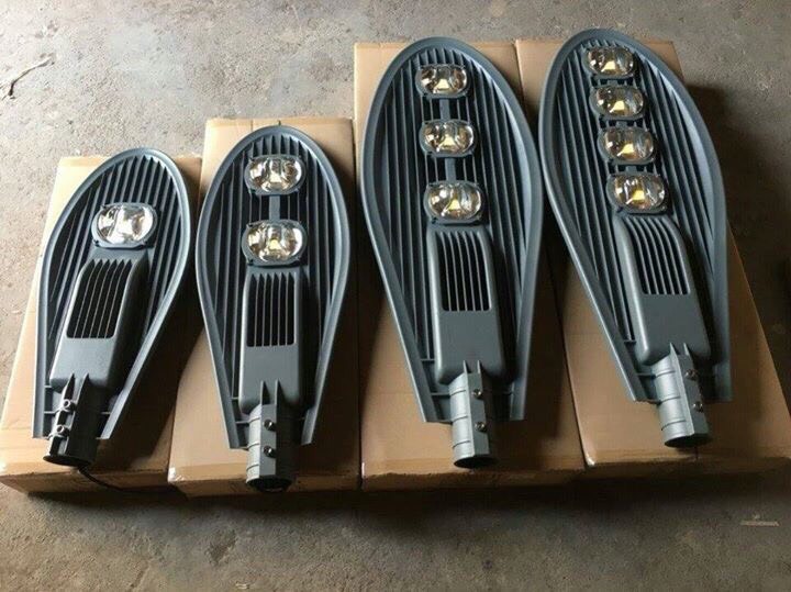 Đèn đường LED 50W hình lá 1 mắt Usan 2 Đèn đường LED hình lá 100W 2 mắt USAN