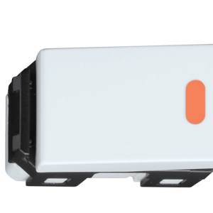 Hạt công tắc đảo chiều Wide Series Panasonic WEV5002SW/WEV5002-7SW, Có đèn