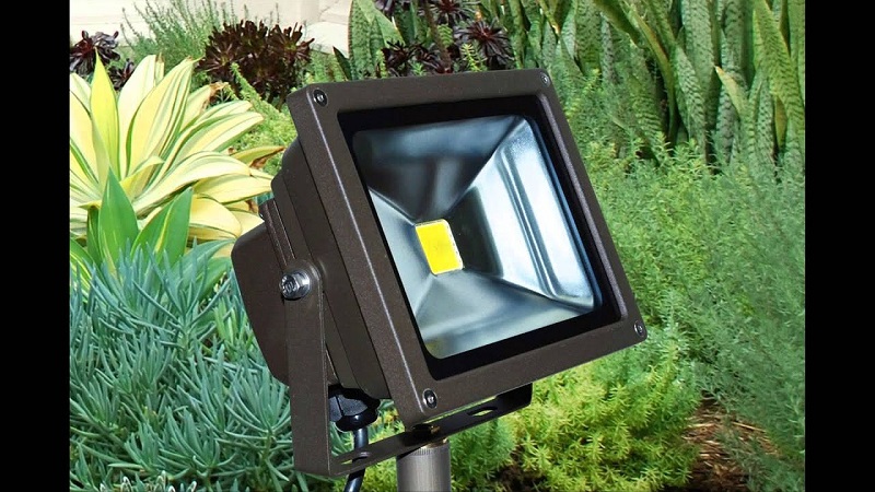 Tìm hiểu đèn Led công nghiệp MPE và cách sử dụng 3 Đèn Led công nghiệp MPE rất phổ biến