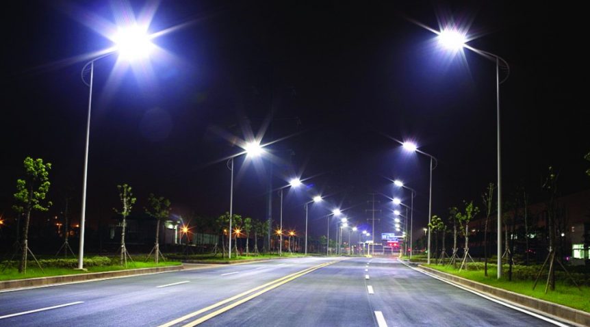 Tìm hiểu đèn Led công nghiệp MPE và cách sử dụng 8 Vệ sinh đèn Led công nghiệp MPE đúng cách
