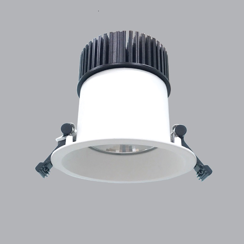 Đèn Led Downlight chống thấm 12W MPE DL65 12V 1 Đèn Led Downlight chống thấm 12W MPE DL65 12V