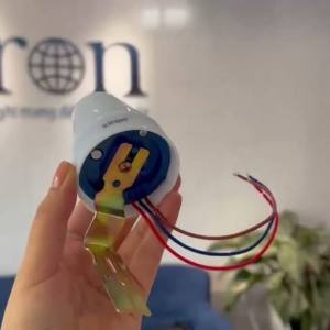 Công tắc cảm biến ánh sáng Siron SR-LS332 7 Công tắc cảm biến ánh sáng Siron SR-LS332
