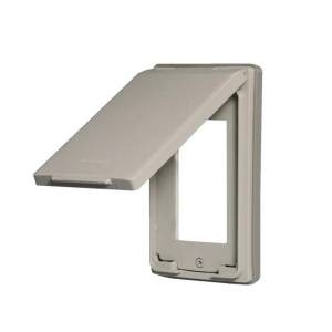 Mặt 3 thiết bị Có nắp che mưa Wide Series Panasonic WEG7903/ WEG7903K-VN 3 Mặt 3 thiết bị Có nắp che mưa Wide Series Panasonic WEG7903/ WEG7903K-VN