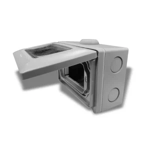 Hộp có nắp che mưa lắp nổi 3 thiết bị Panasonic WEG8973LH-VN 3 Hộp có nắp che mưa lắp nổi 3 thiết bị Panasonic WEG8973LH-VN